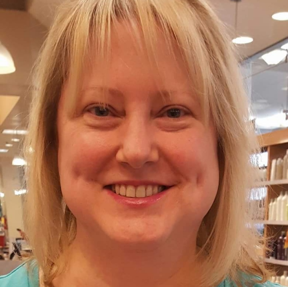 Meet your Posher, Yolonda